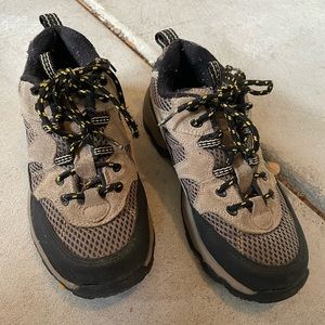 Lands End hiking boots. Size 6